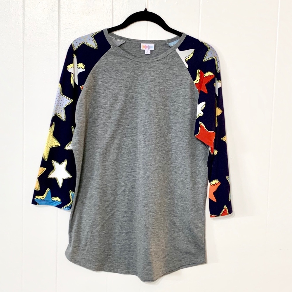 🌟2/20 LAST CHANCE LulaRoe 3/4 sleeve stars gray shirt large